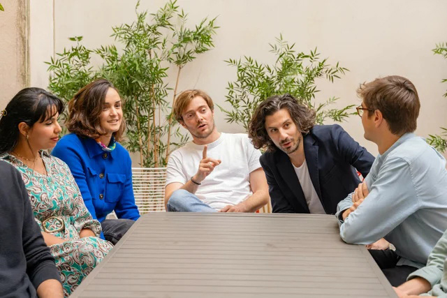 Europe Strengthens ESG Regulations, and Apiday Aids Companies in Compliance